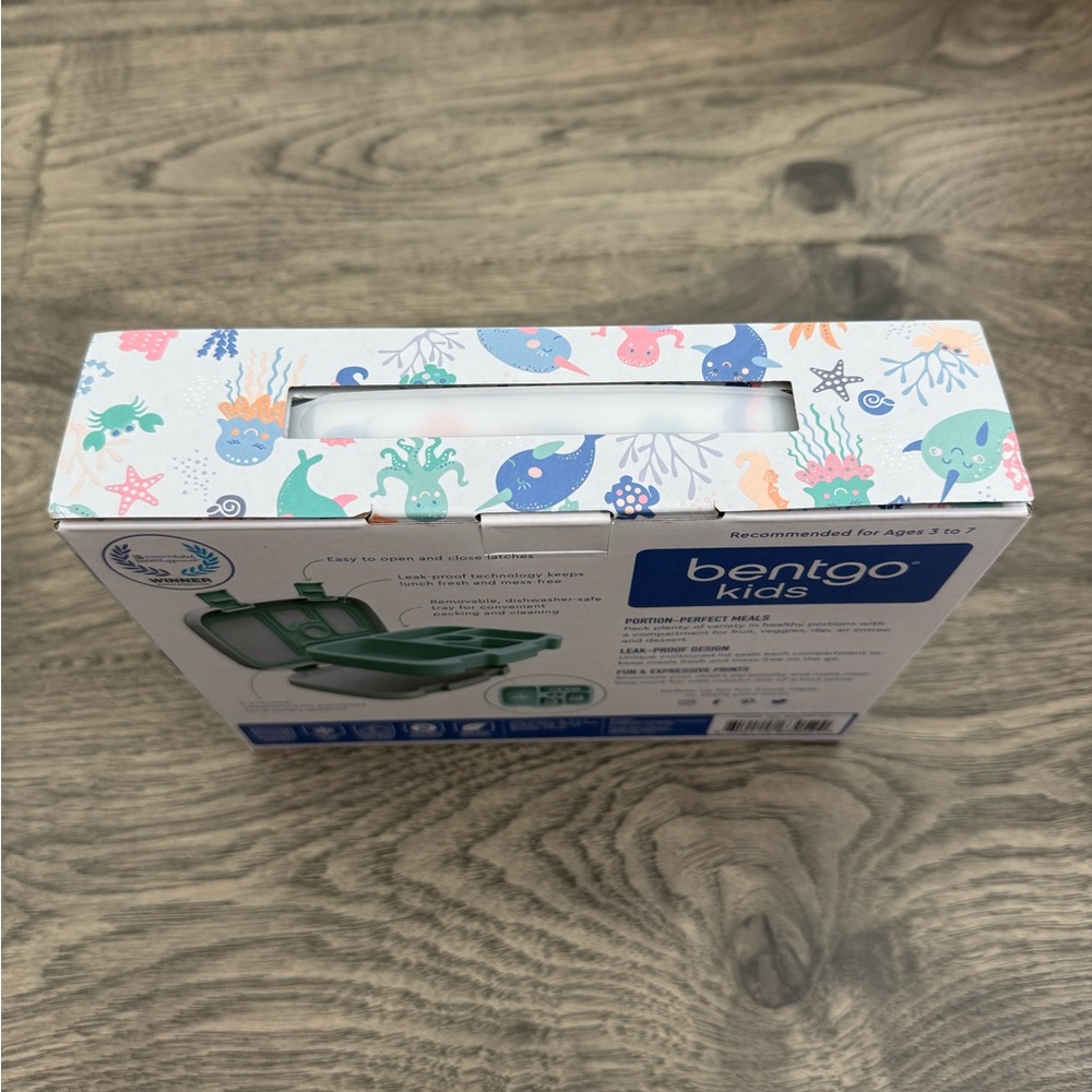 NIB Bentgo Kids Lunch Box in Sea Life - Picture 2 of 4